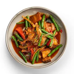 Crispy Pork Belly with Dry Thai Red Curry - stir fried with kaffir lime leave, onion, green beans and Thai sweet basil [GF] - Narai Thai Balwyn Food Image